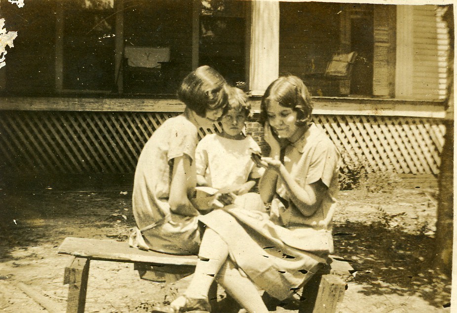 3-8  1925  Cuthbert Girls.jpg